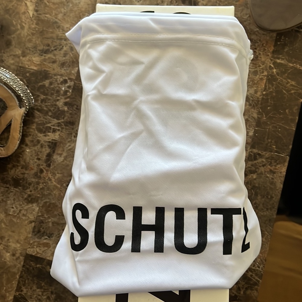 Women’s Schultz sandals - Picture 3 of 3